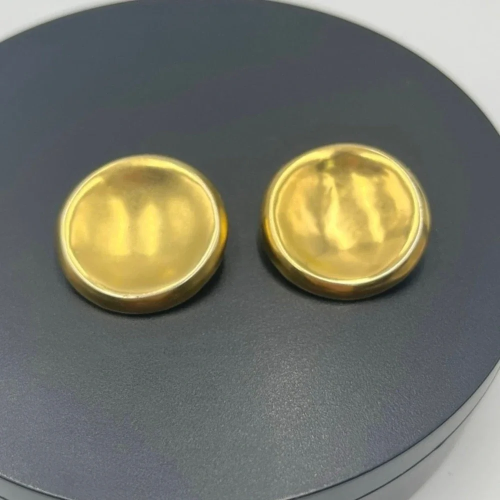 Robert Lee Morris RLM Signed Vintage Gold Tone Round Dome Clip-On Earrings